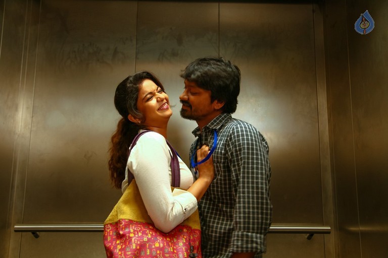 Yaakkai Tamil Movie Photos - 51 / 63 photos
