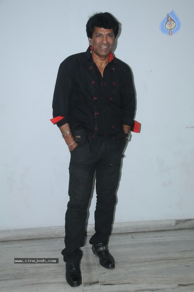 Yadartha Prema Katha Movie Stills - 25 / 29 photos