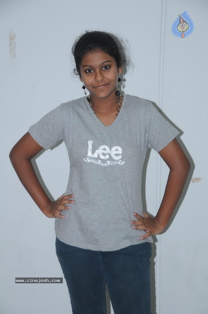 Yadartha Prema Katha Movie Stills - 27 / 29 photos