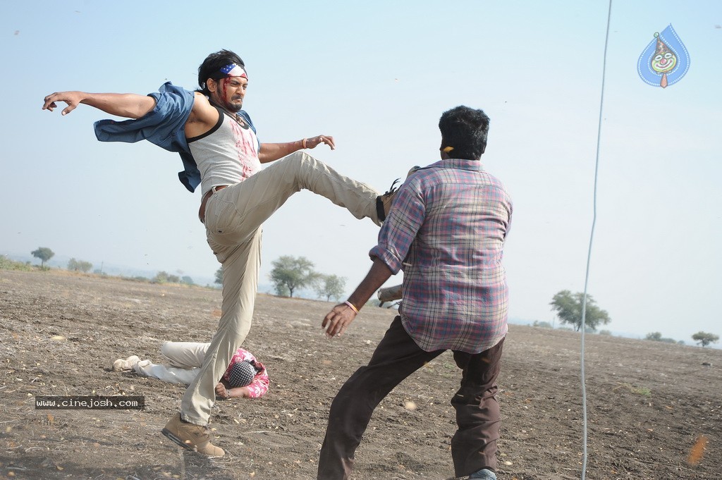 Yamaho Yamaha Movie Stills - 33 / 98 photos