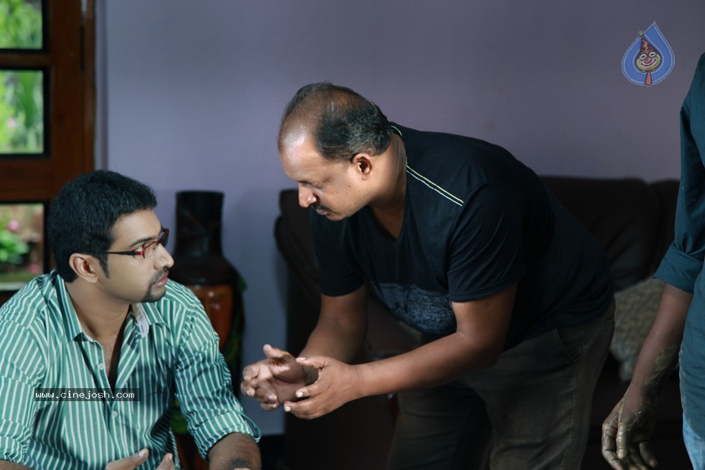 Yamini Chandrasekhar Movie Stills - 64 / 97 photos