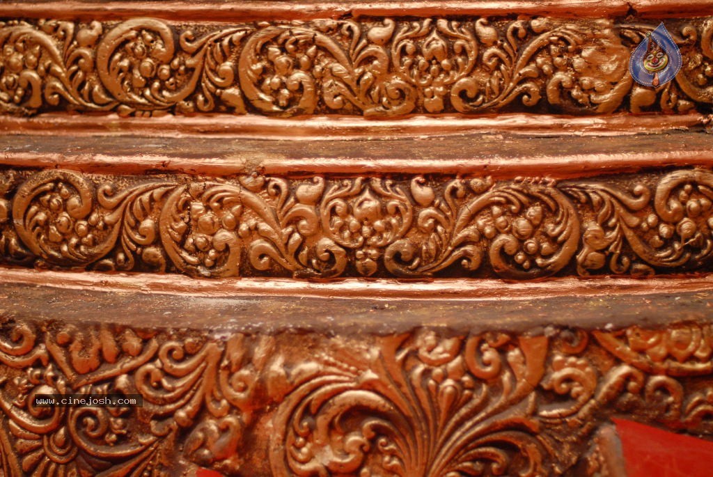 Yamudiki Mogudu Movie Gallery - 54 / 65 photos