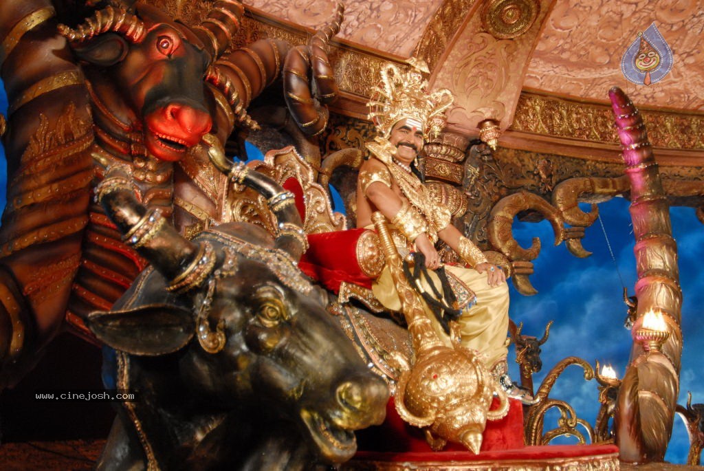 Yamudiki Mogudu Movie Gallery - 61 / 65 photos