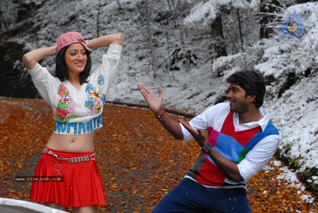 Yamudiki Mogudu Movie Gallery - 63 / 65 photos