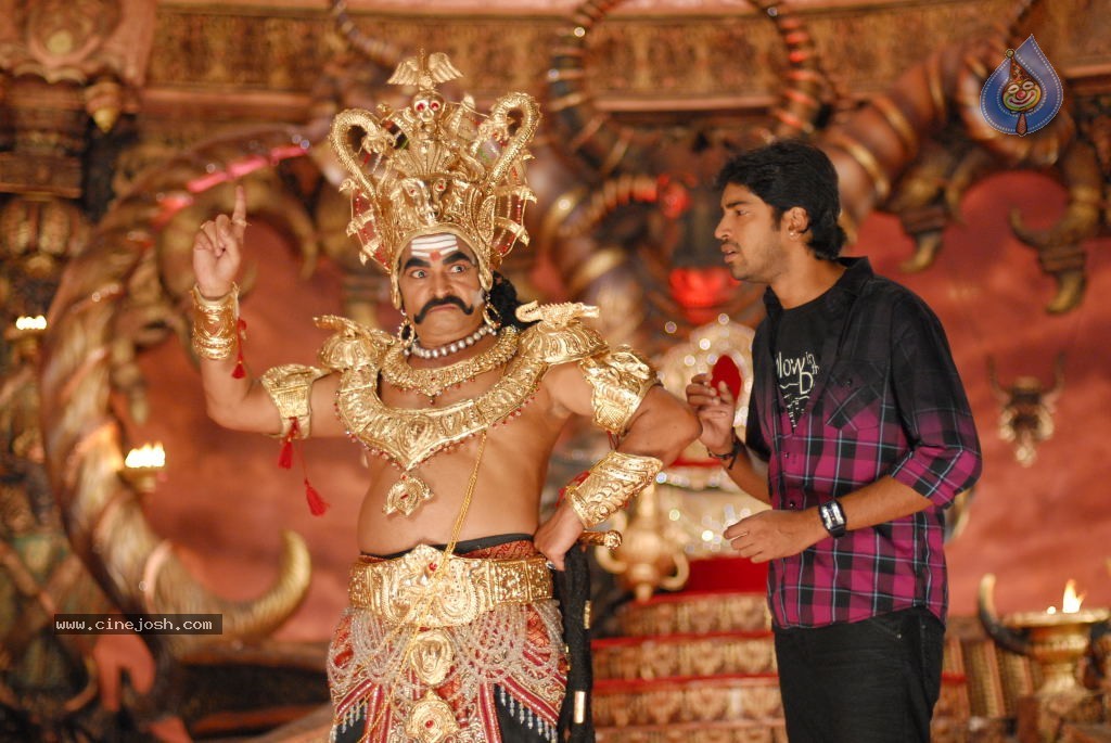 Yamudiki Mogudu Movie Stills - 7 / 7 photos