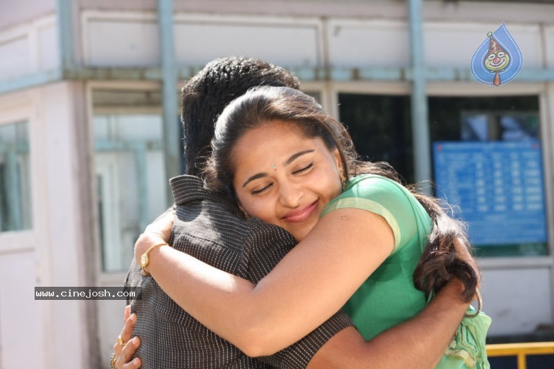 Yamudu Movie Stills - 82 / 111 photos