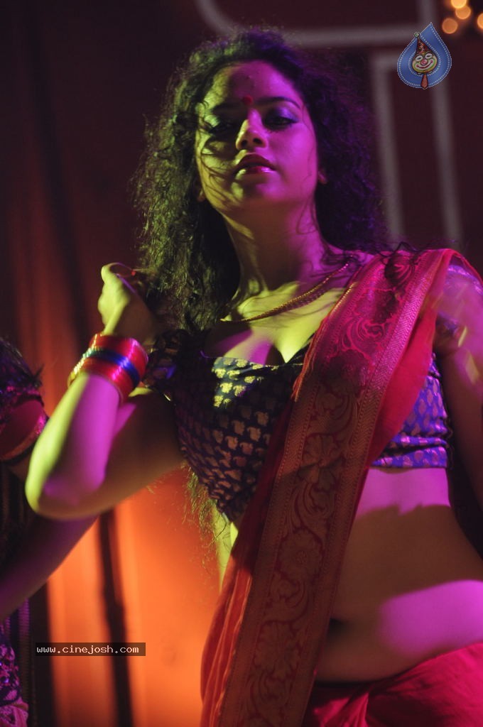 Yamuna Tamil Movie Stills - 2 / 79 photos