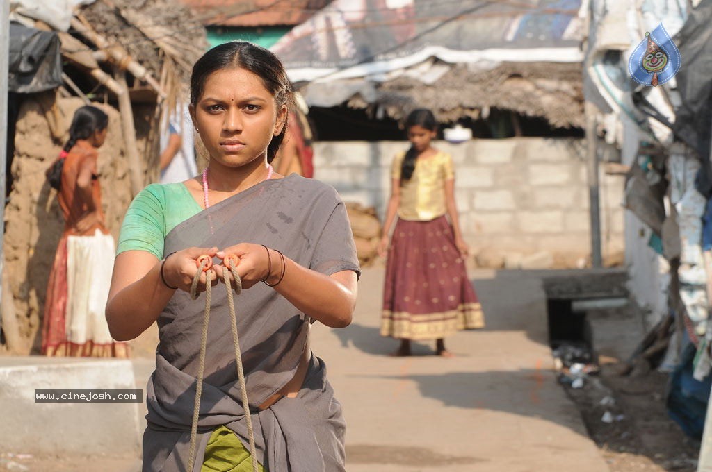 Yamuna Tamil Movie Stills - 5 / 79 photos