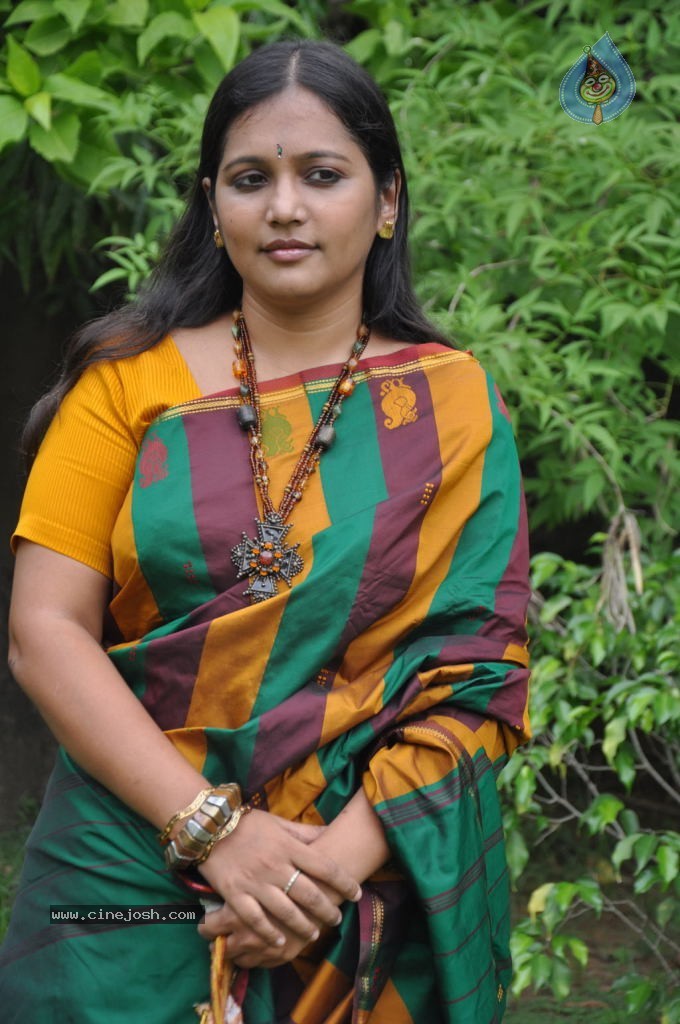 Yamuna Tamil Movie Stills - 30 / 79 photos