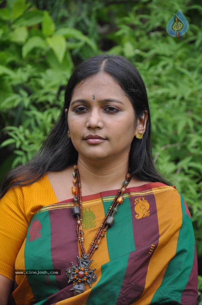 Yamuna Tamil Movie Stills - 60 / 79 photos