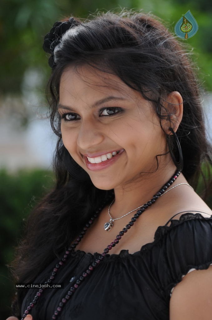 Yamuna Tamil Movie Stills - 72 / 79 photos