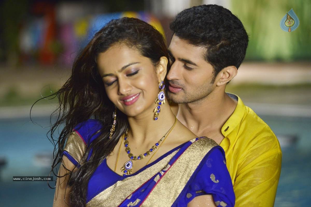 Yavvanam Oka Fantasy Movie Stills - 12 / 33 photos