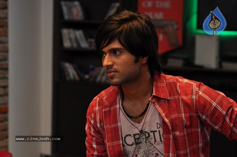 Ye Mantram Vesave Movie Stills - 3 / 21 photos