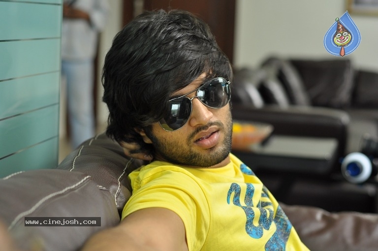 Ye Mantram Vesave Movie Stills - 12 / 21 photos