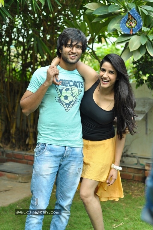 Ye Mantram Vesave Movie Stills - 14 / 21 photos