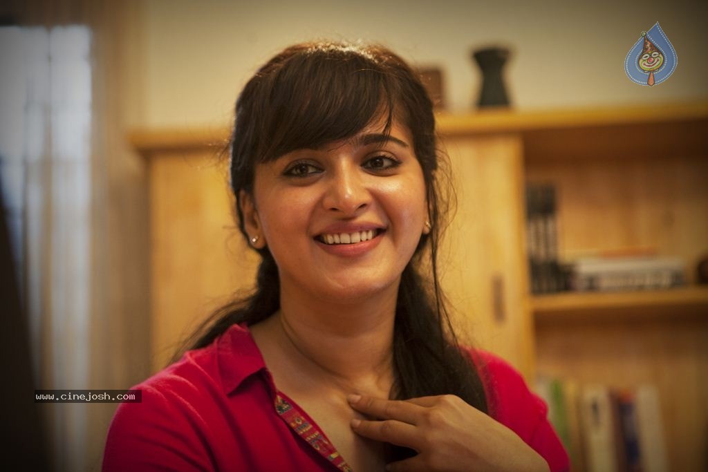 Yennai Arindhaal Tamil Movie New Photos - 42 / 58 photos