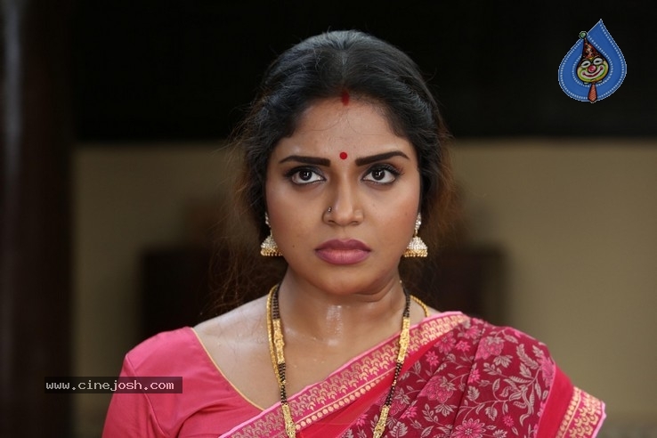 Yerra Cheera Movie Stills - 9 / 9 photos