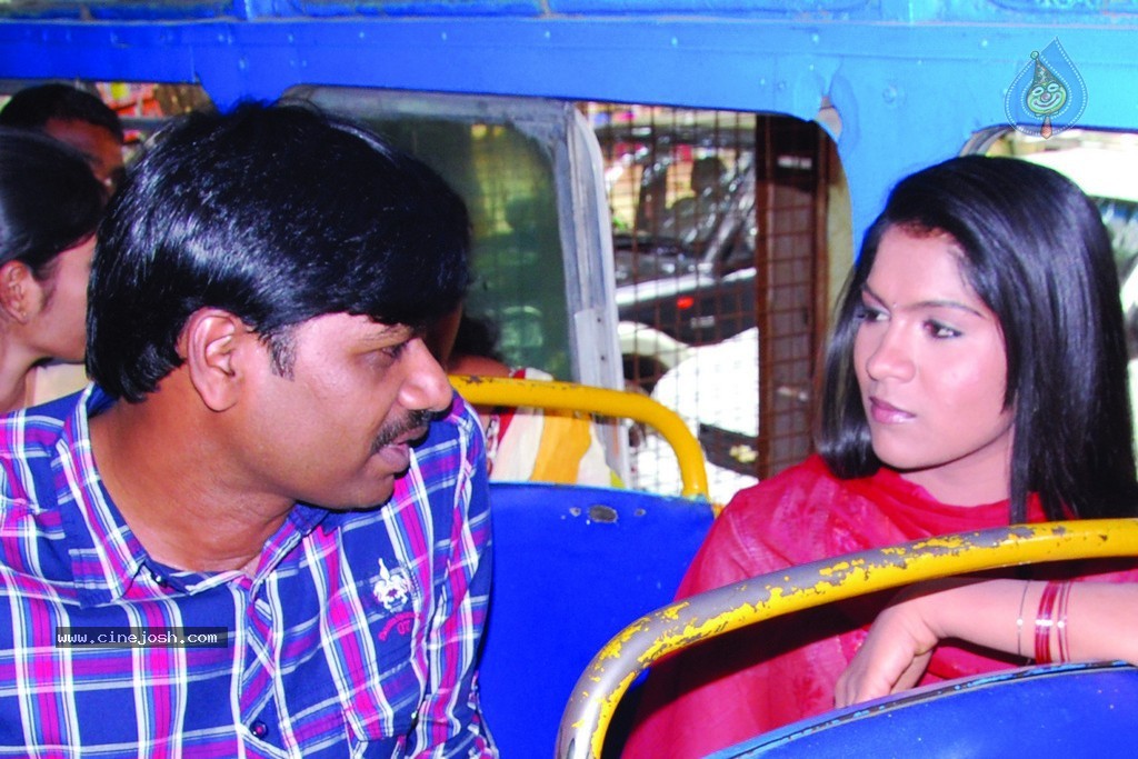 Yetu Choosina Nuvve New Stills - 17 / 28 photos