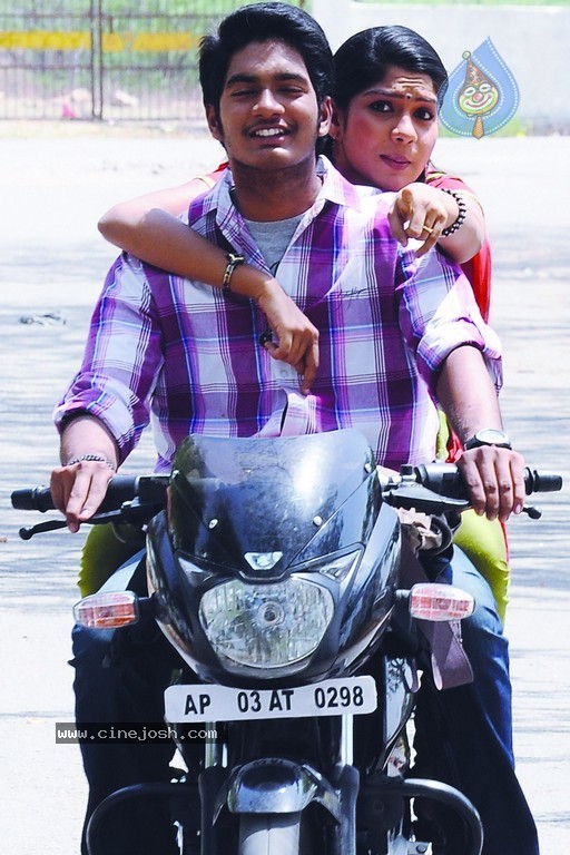 Yetu Choosina Nuvve New Stills - 25 / 28 photos