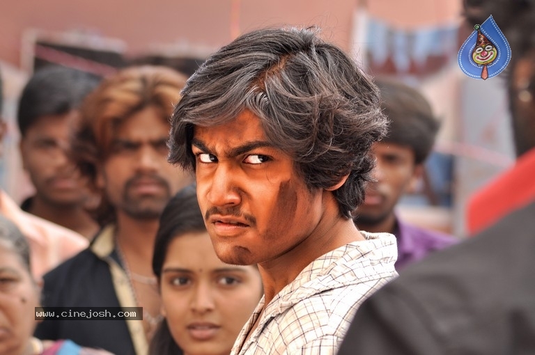 Yevadu Takkuva Kadu Movie Stills - 1 / 6 photos