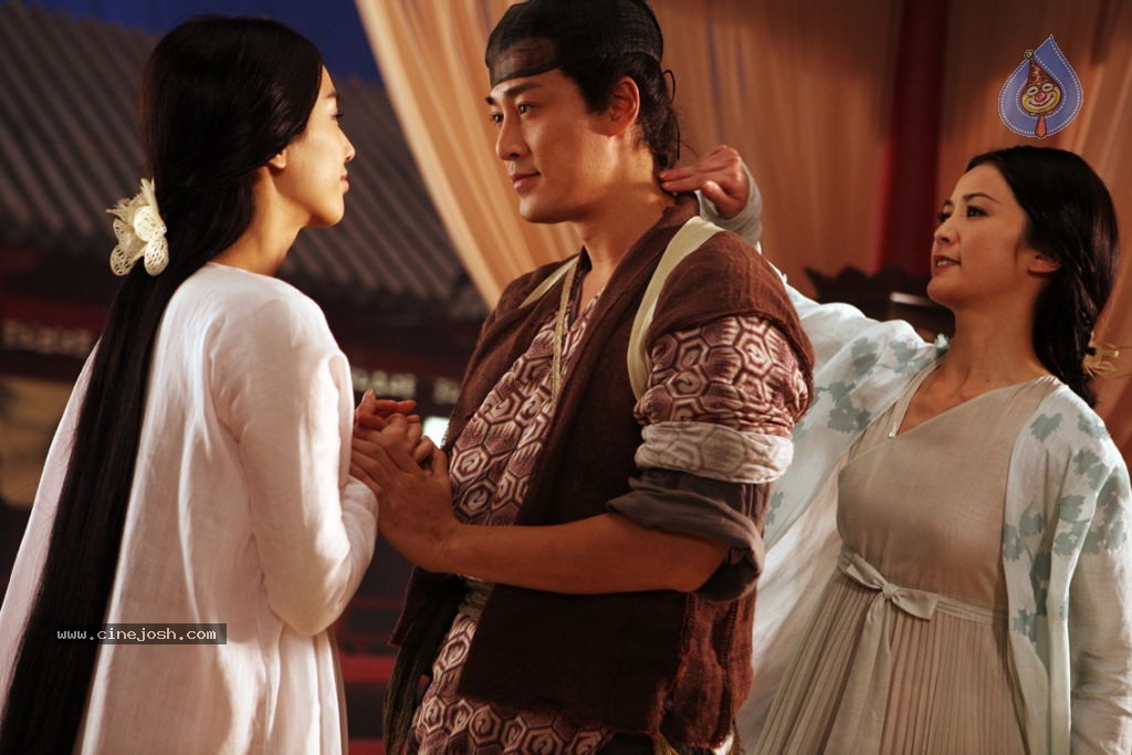 Yodha Movie Stills - 10 / 15 photos