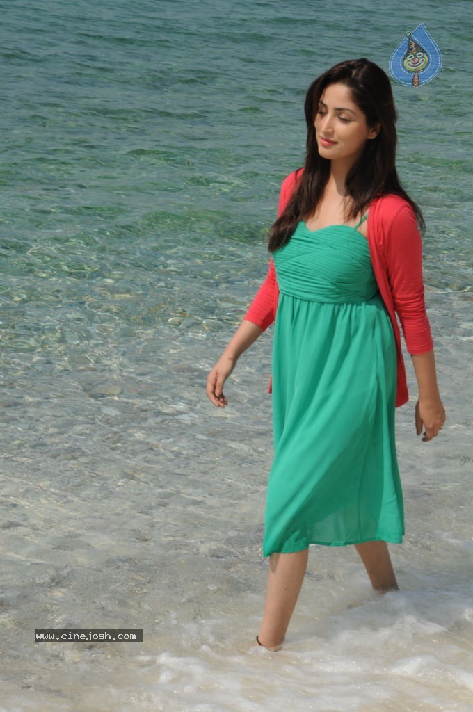 Yuddam Movie Latest Stills - 99 / 152 photos