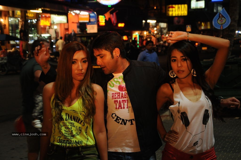 Yuddam Movie Latest Stills - 117 / 152 photos