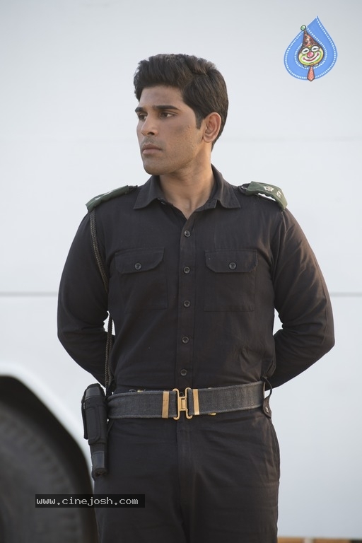 Yuddha Bhoomi Movie Stills - 3 / 16 photos