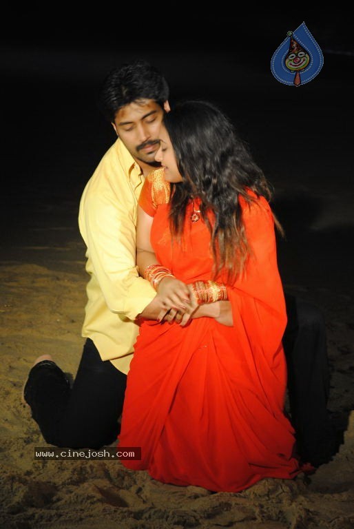 Yuganiki Okka Premikudu Movie Stills - 20 / 34 photos