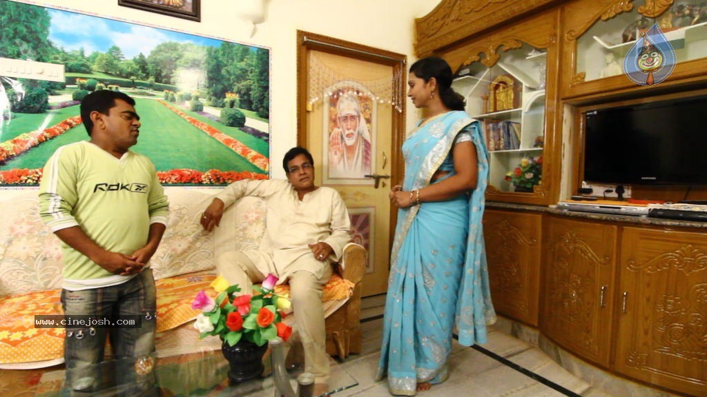 Yuva Nayakudu Movie Stills - 7 / 76 photos