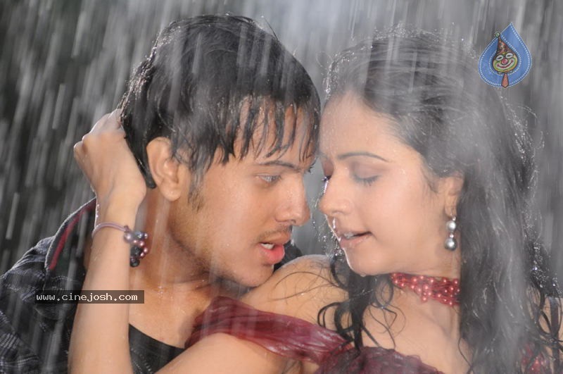 Yuvan Tamil Movie Stills - 17 / 33 photos