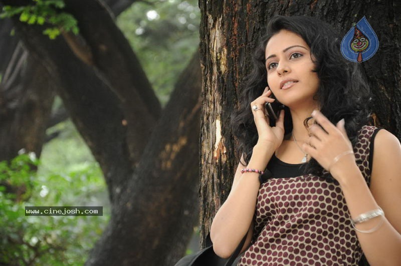 Yuvan Tamil Movie Stills - 19 / 33 photos