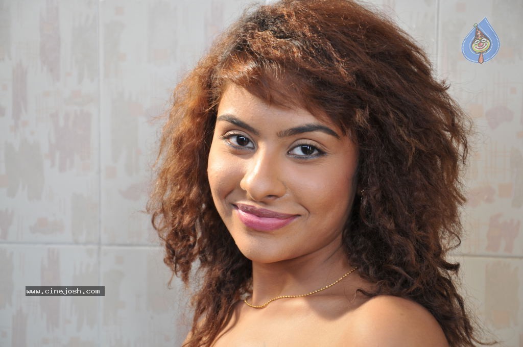 Zindagi Movie Latest Stills - 21 / 48 photos