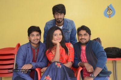 Aakali Poratam Movie Stills And Wallpapers - 2 of 9