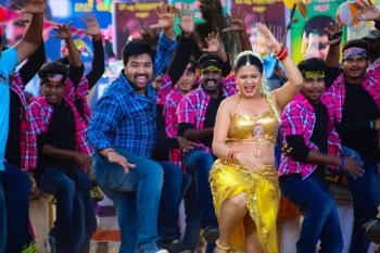 Adra Machan Visilu Tamil Film Photos - 2 of 14