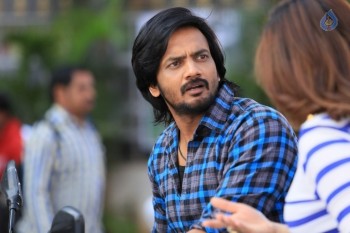 Araku Road Lo Movie Photos - 26 of 57