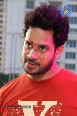 BOTTU Movie Posters and Photos - 10 of 15