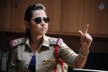 Bullet Rani Posters and Photos - 4 of 14