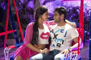 Chal Chal Gurram Movie Stills - 3 of 25