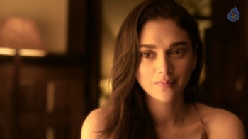 Cheliyaa Movie New Photos - 10 of 19