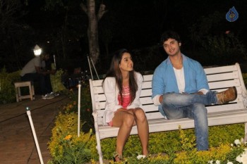 Chiru Godavalu Movie Photos and Posters - 36 of 48