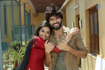  Dwaraka Movie Photos - 10 of 14