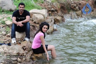 EK Movie Working Stills - 14 of 21