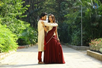Iddari Madhya 18 Movie Stills - 34 of 46