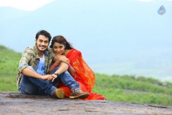 Iddari Madhya 18 Movie Stills - 36 of 46