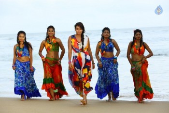 Iddari Madhya 18 Movie Stills - 37 of 46