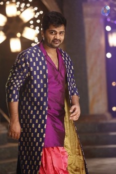 Idhu Namma Aalu Tamil Film Photos - 10 of 27