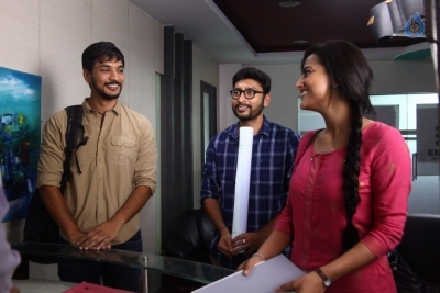 Ivan Thanthiran Tamil Movie Stills - 25 of 31