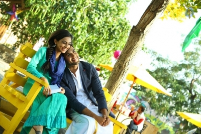 Kaadhali Movie New Photos - 3 of 21