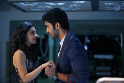 Kaadhali Movie New Photos - 10 of 21